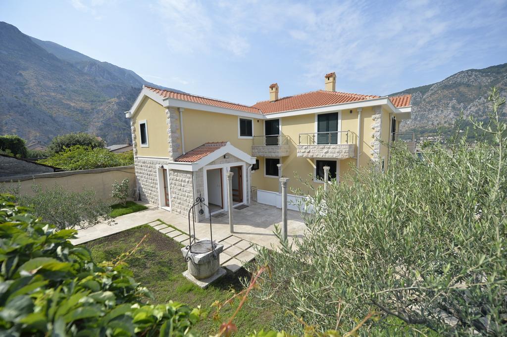 Apartments Los Olivos Kotor Exterior foto